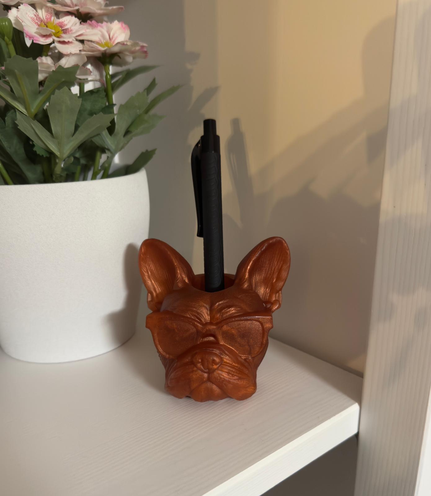 Stylischer Bulldoggen-Stiftehalter